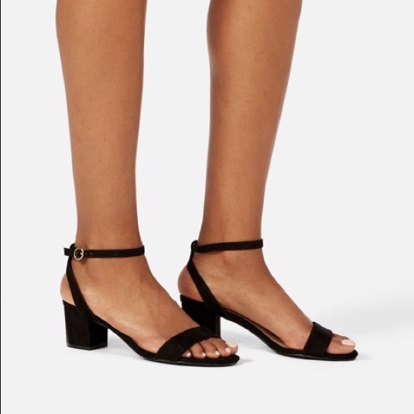 NWT JustFab Black Block Heel Sandals Size 8.5 - Picture 5 of 5